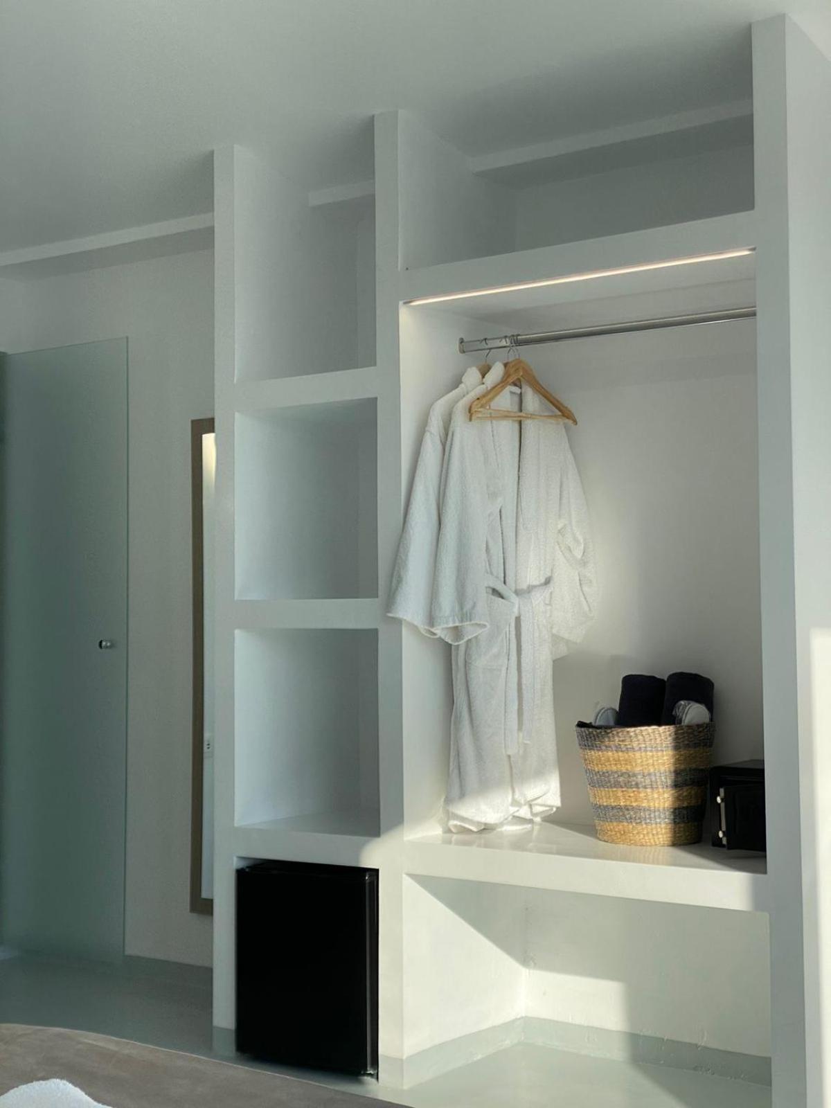 Serenita Luxury Suites Akrotírion Exteriér fotografie