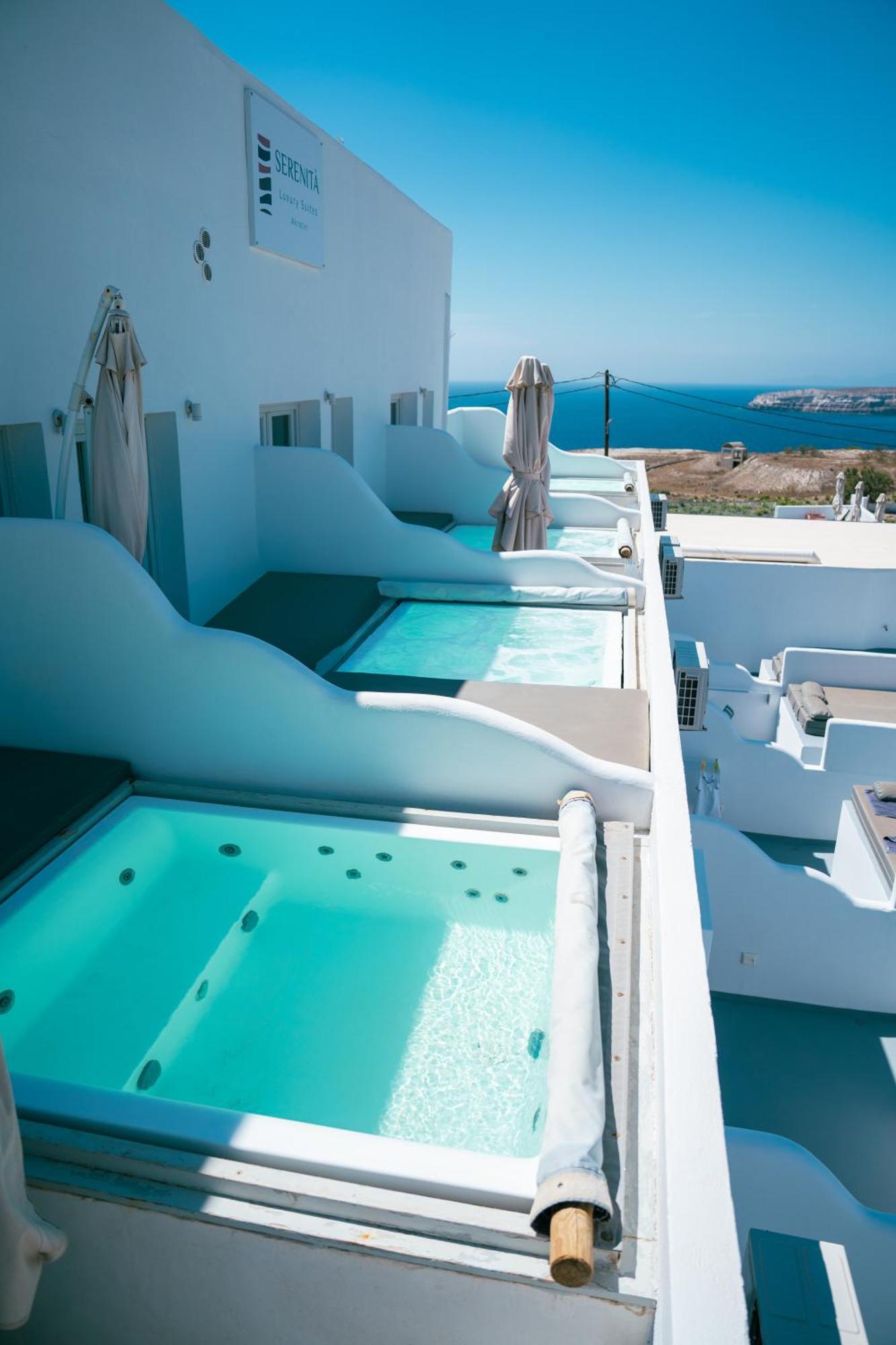 Serenita Luxury Suites Akrotírion Exteriér fotografie