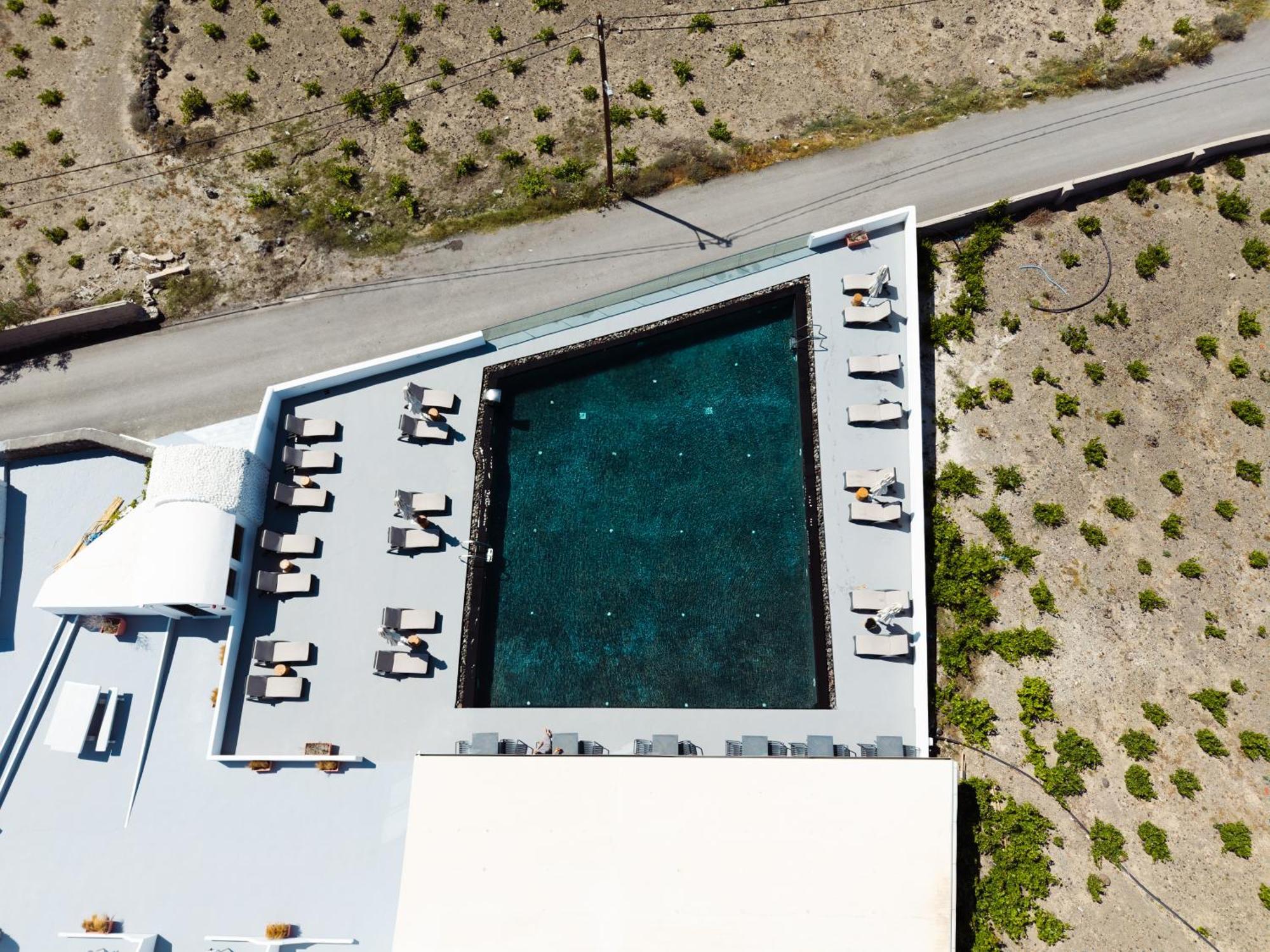 Serenita Luxury Suites Akrotírion Exteriér fotografie