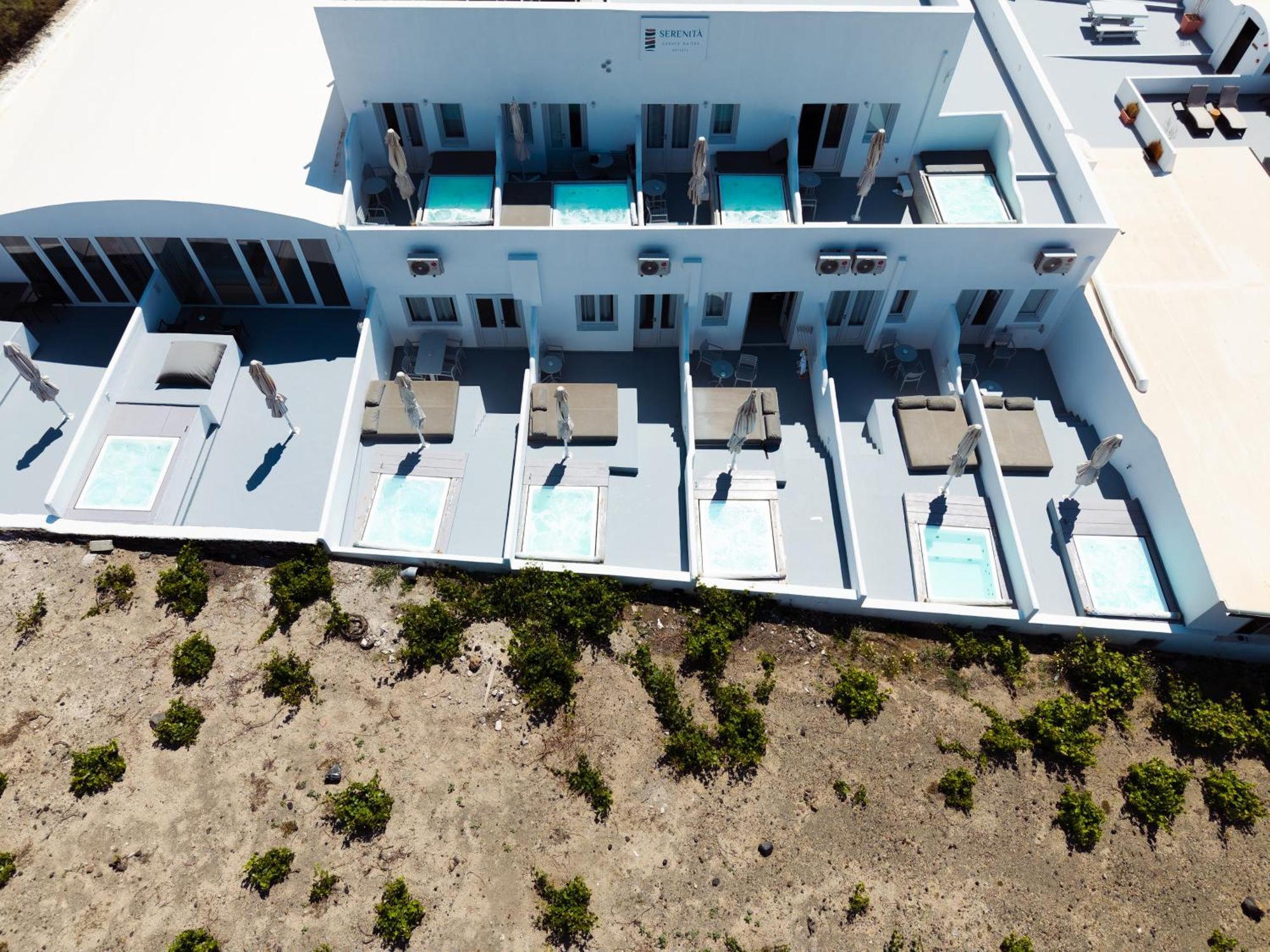 Serenita Luxury Suites Akrotírion Exteriér fotografie