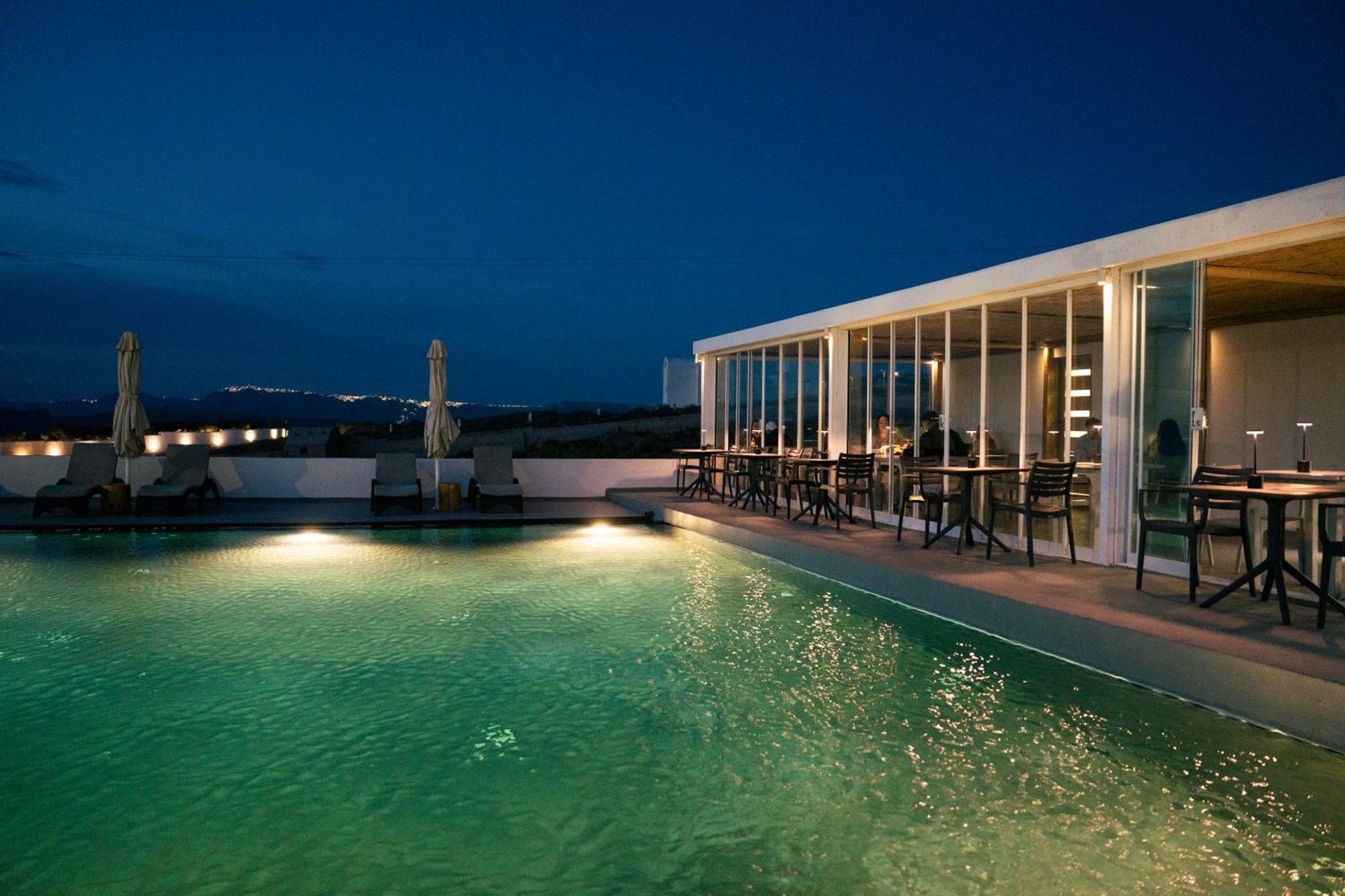 Serenita Luxury Suites Akrotírion Exteriér fotografie